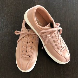 TRETORN from Madewell Rose Satin Sneaker size 6